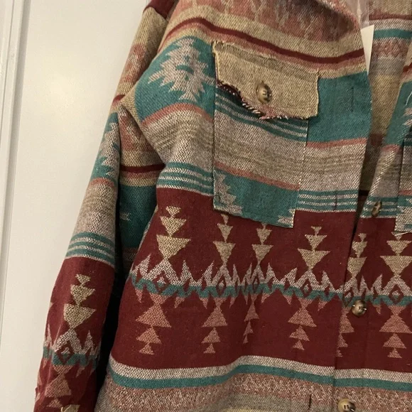NWT Vici New In Aztec Southwestern Shacket Jacket - Picture 5 of 8